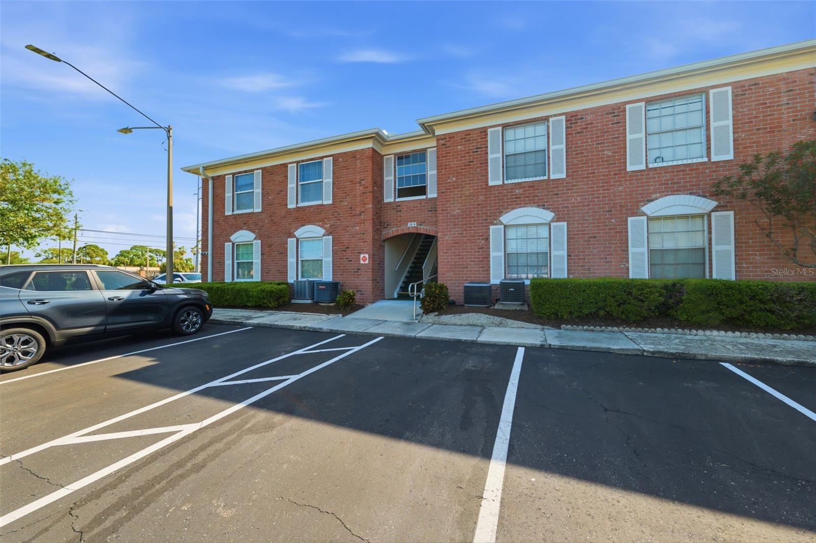 Image 31 of 41 For 3810 37th Street S 63