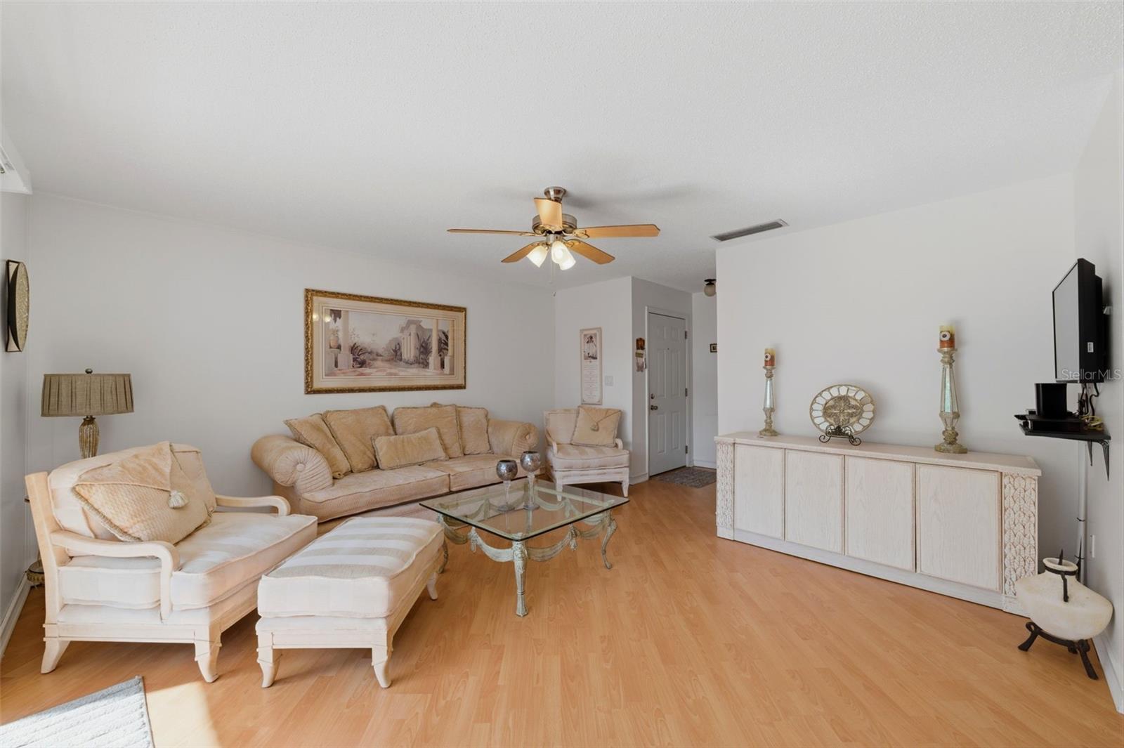 Image 5 of 41 For 3810 37th Street S 63