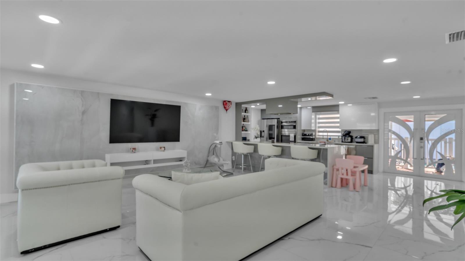 Image 16 of 43 For 15810 Sea Oats Place