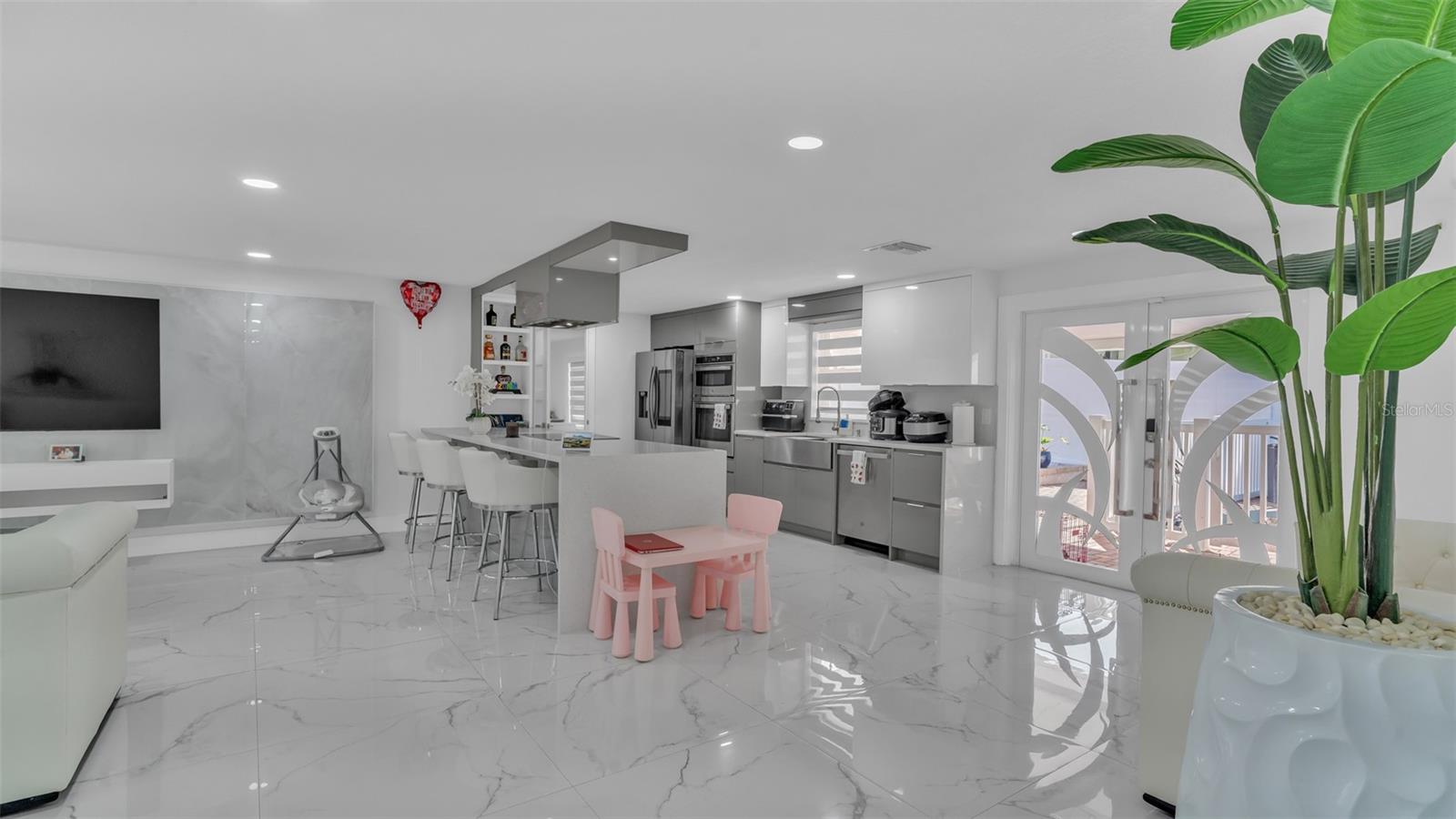 Image 18 of 43 For 15810 Sea Oats Place