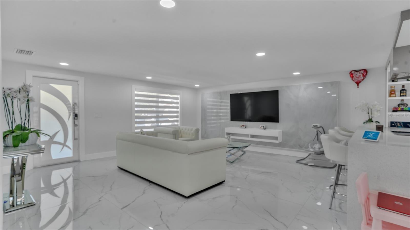 Image 19 of 43 For 15810 Sea Oats Place