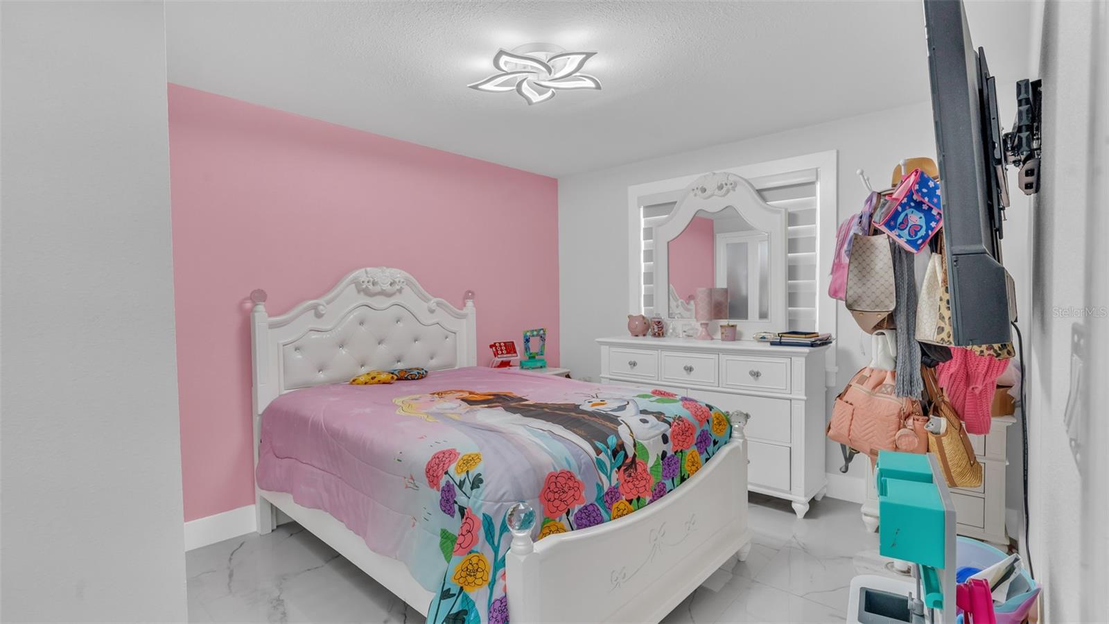 Image 29 of 43 For 15810 Sea Oats Place