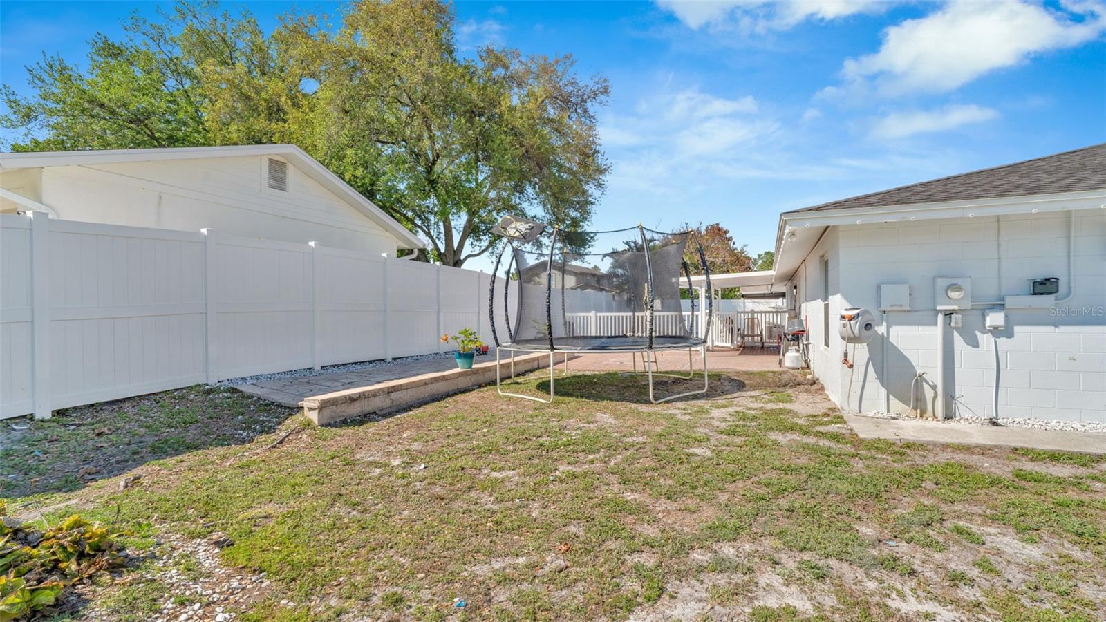 Image 6 of 43 For 15810 Sea Oats Place