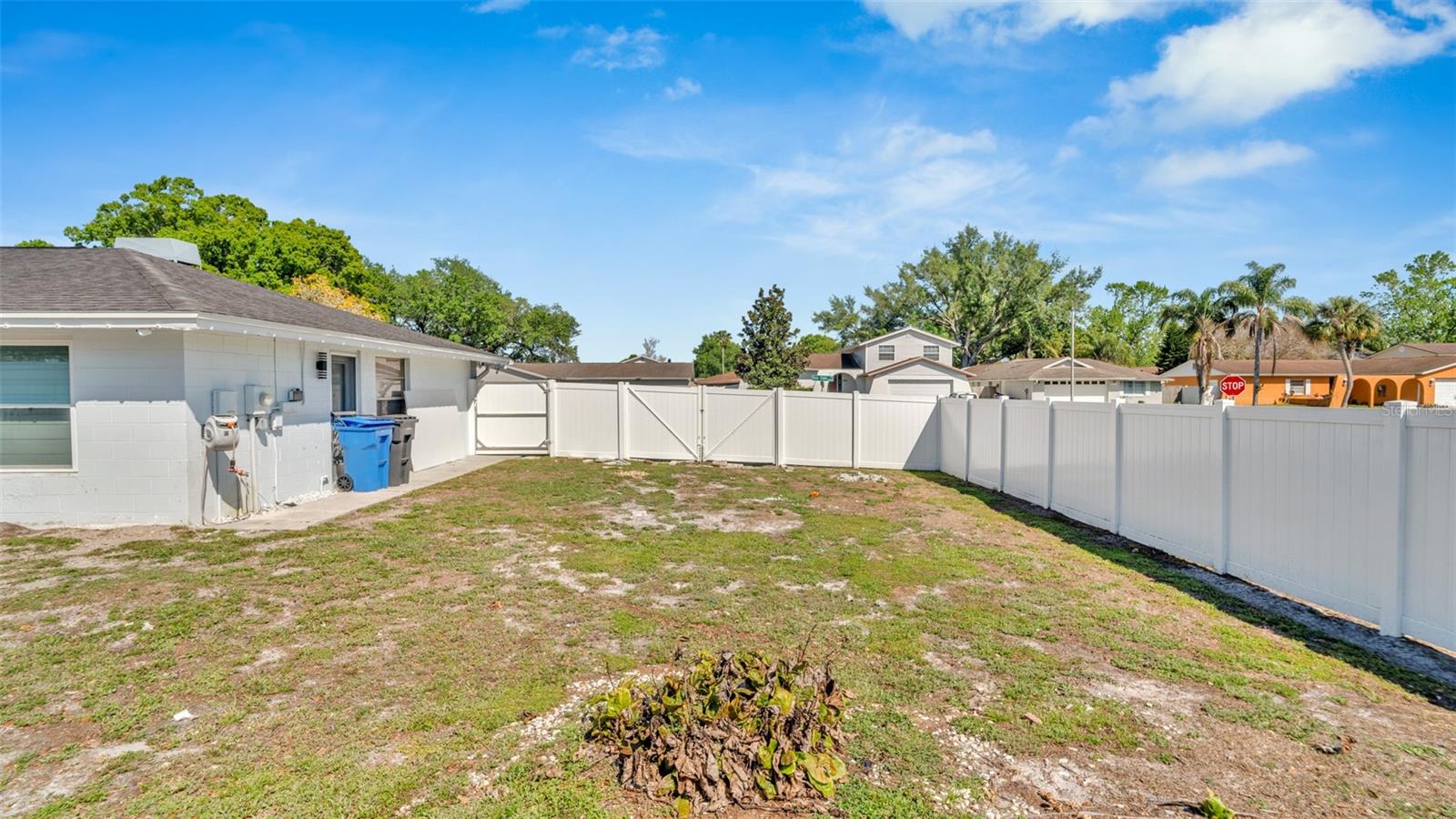 Image 7 of 43 For 15810 Sea Oats Place