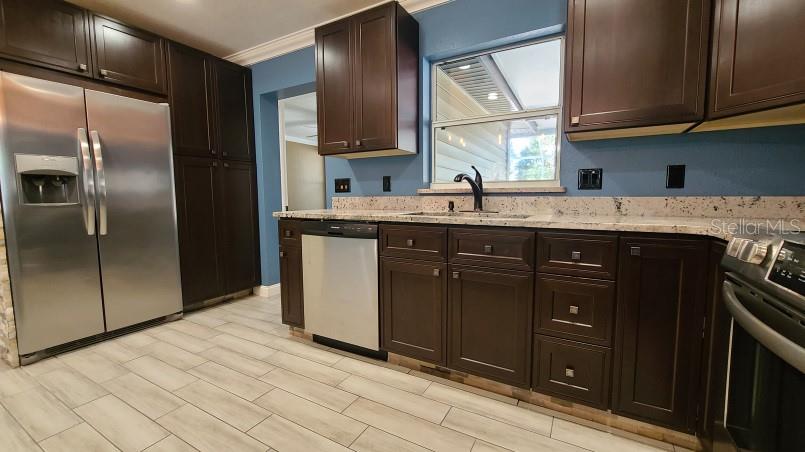 Image 8 of 25 For 1742 Cardinal Dr