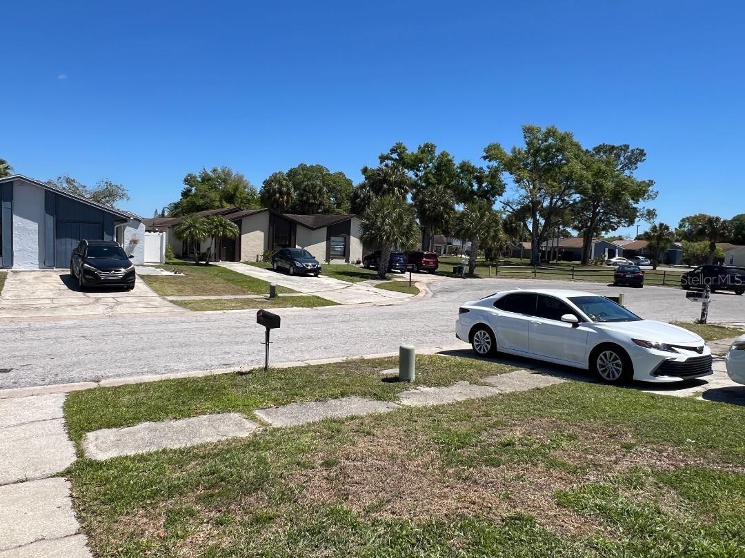 Image 21 of 24 For 5008 Parkhill Place