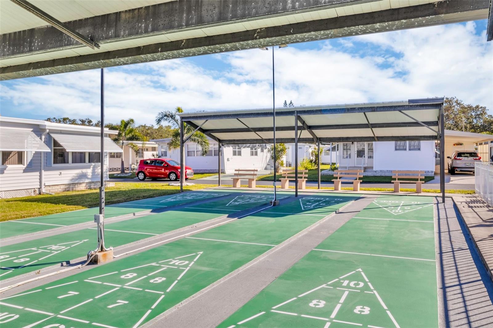 Image 29 of 30 For 11200 Walsingham Road 124