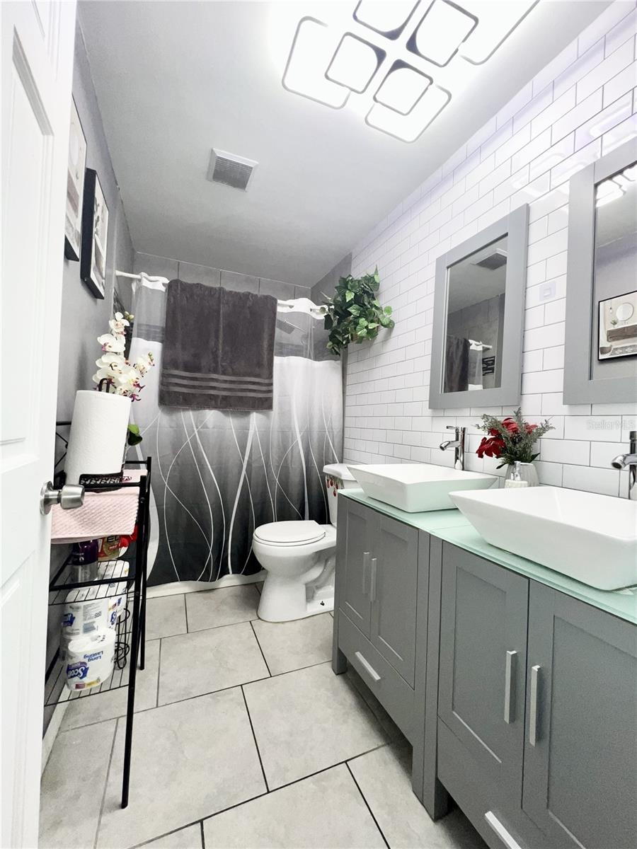 Image 11 of 20 For 10804 Myrtle Street