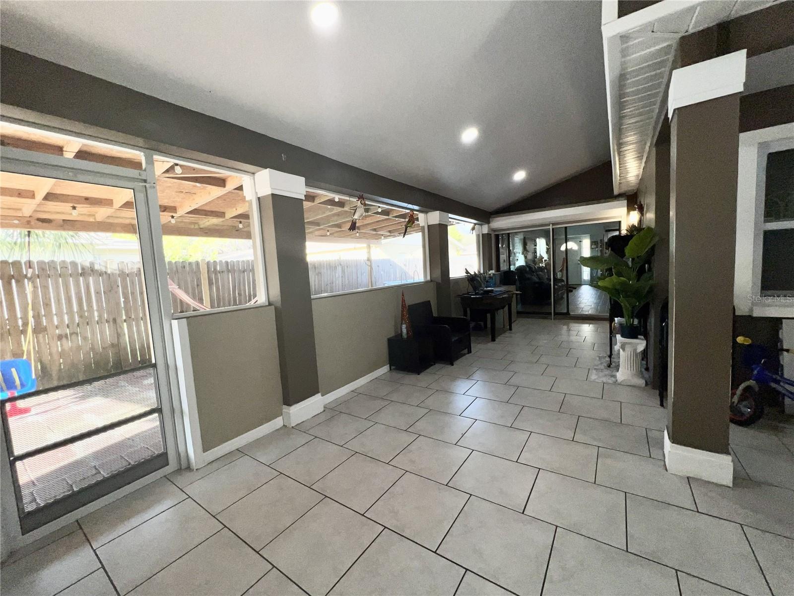 Image 13 of 20 For 10804 Myrtle Street