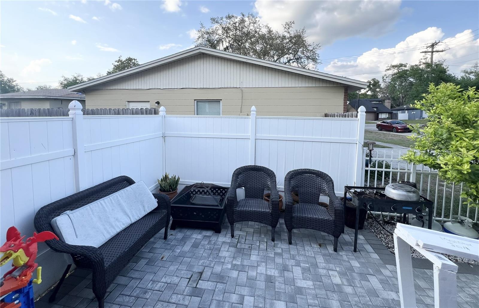 Image 17 of 20 For 10804 Myrtle Street