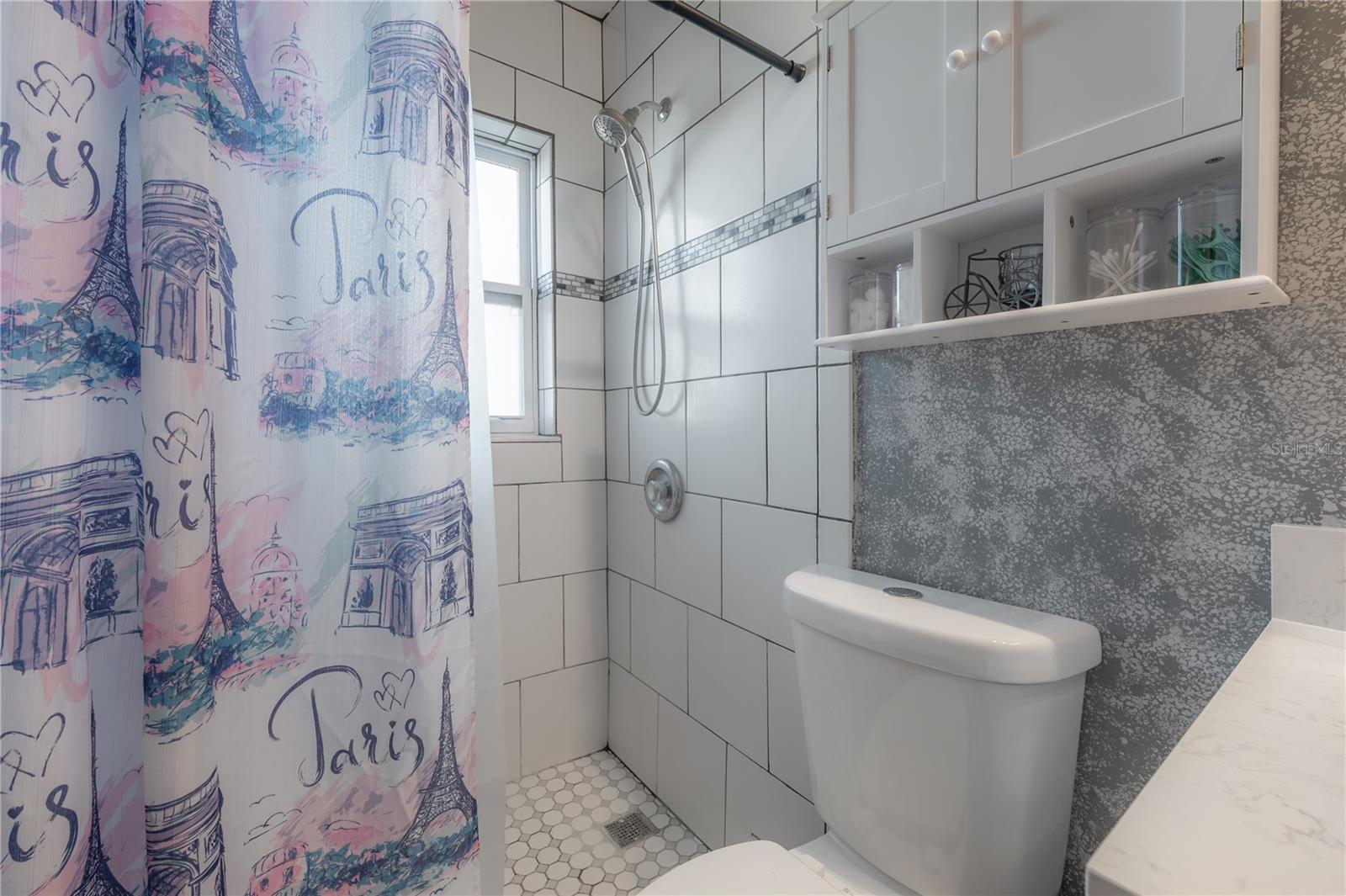 Image 14 of 30 For 714 Belt Court