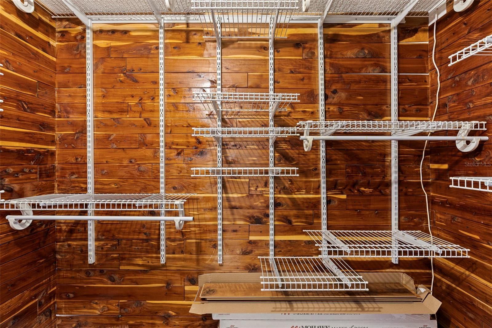 Image 22 of 37 For 4895 Bay Street Ne 207