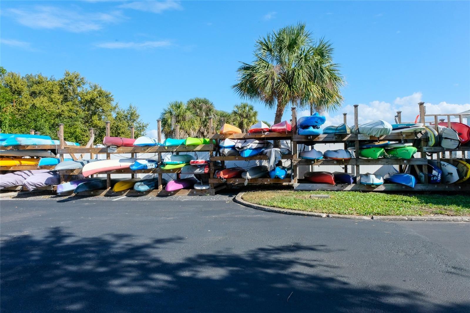 Image 17 of 21 For 3893 Pompano Drive Se C