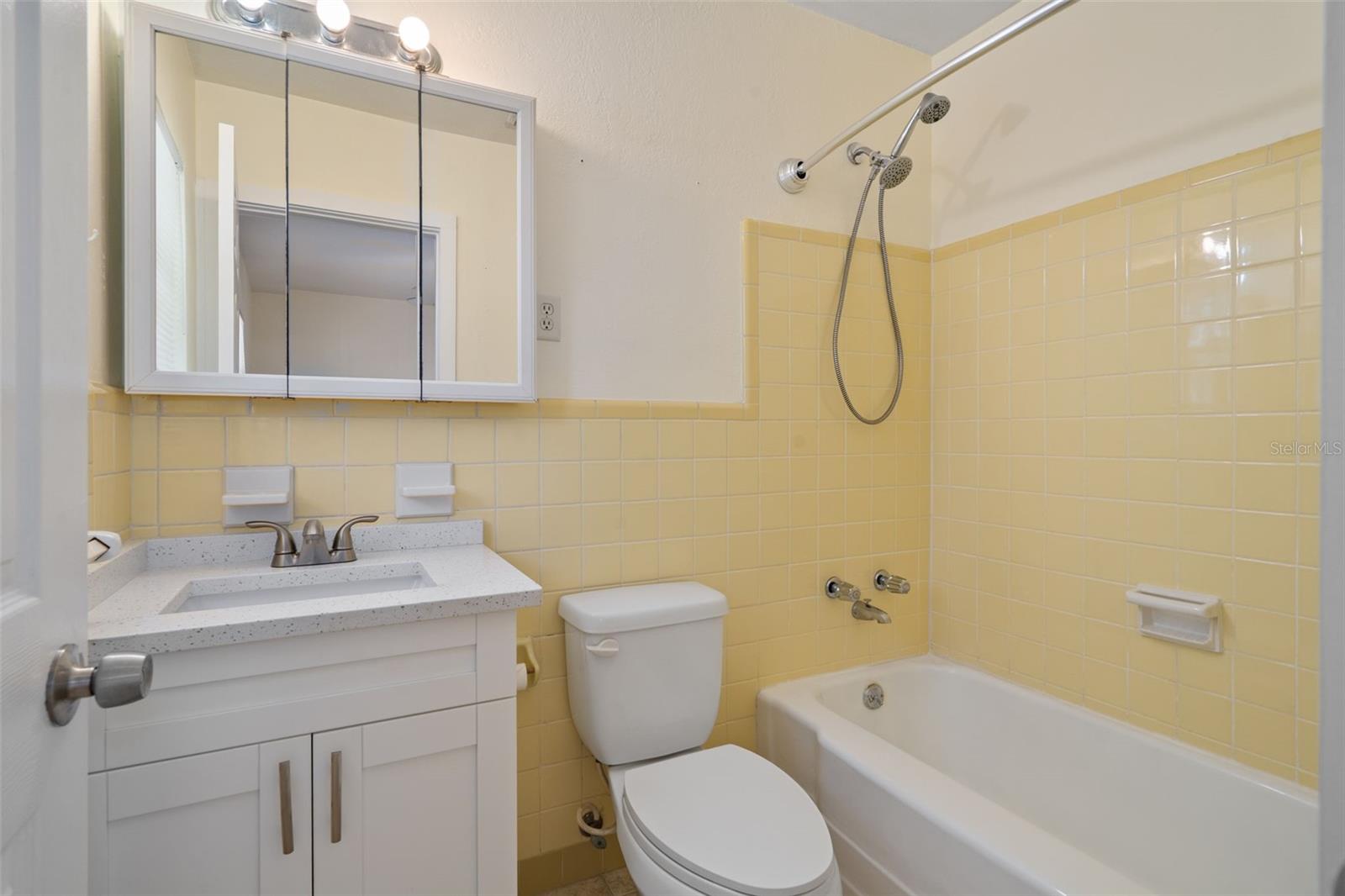 Image 31 of 62 For 4808 Euclid Avenue