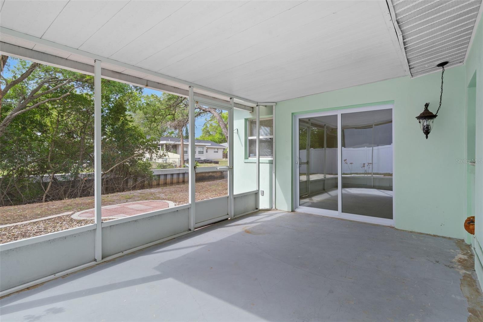 Image 46 of 62 For 4808 Euclid Avenue