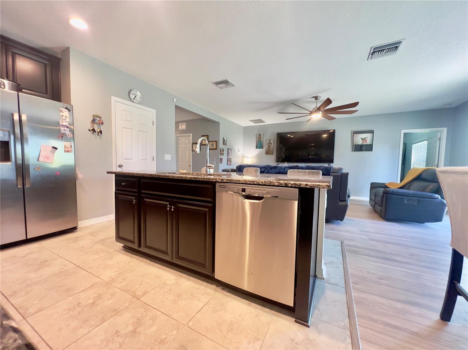 Image 15 of 30 For 13149 Conquistador Loop