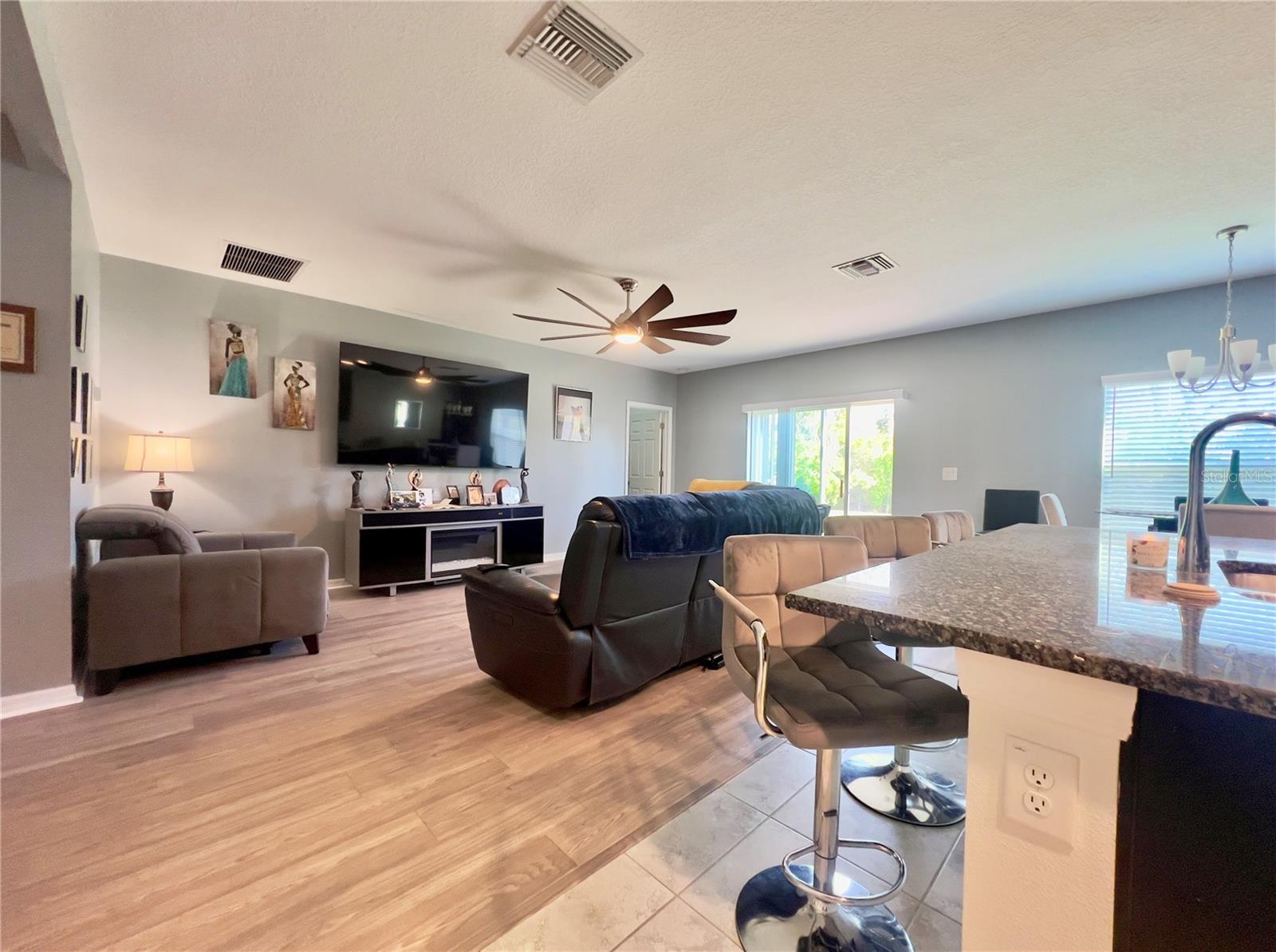 Image 16 of 30 For 13149 Conquistador Loop