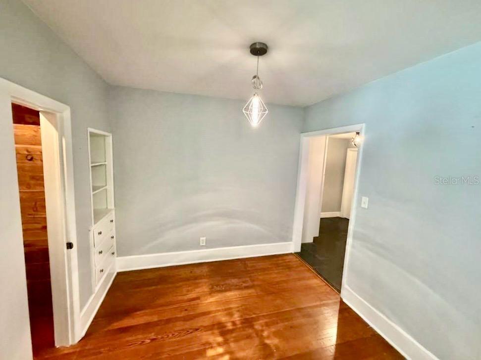 Image 9 of 18 For 543 13th Avenue S 1-2