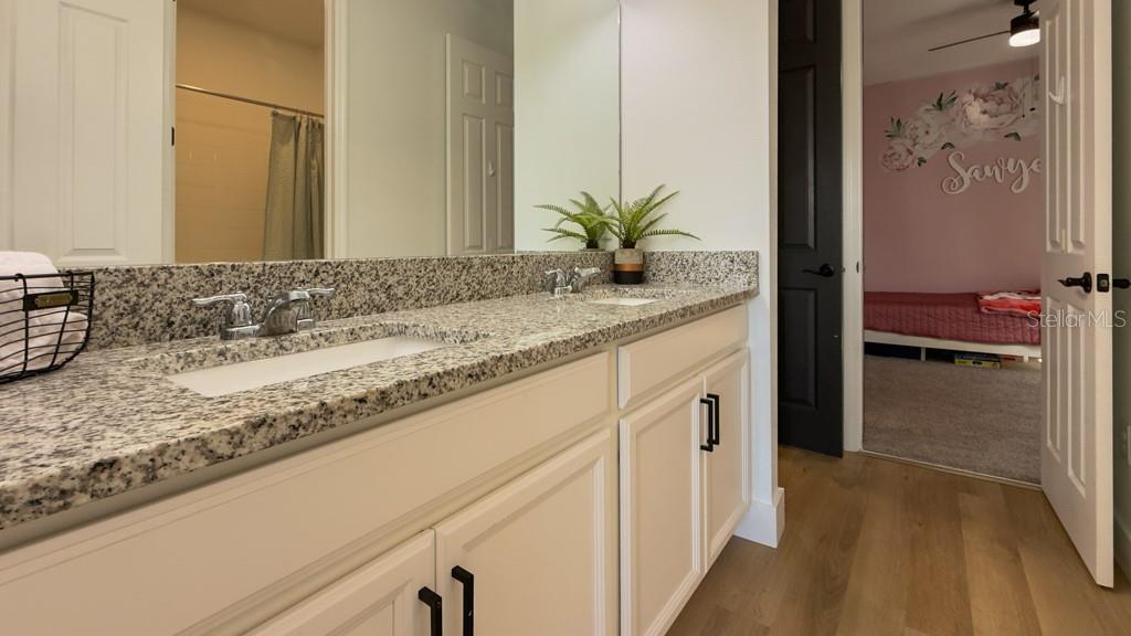 Listing photo id 35 for 11924 Bahia Valley Drive