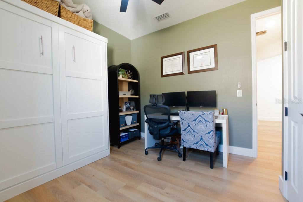 Listing photo id 37 for 11924 Bahia Valley Drive