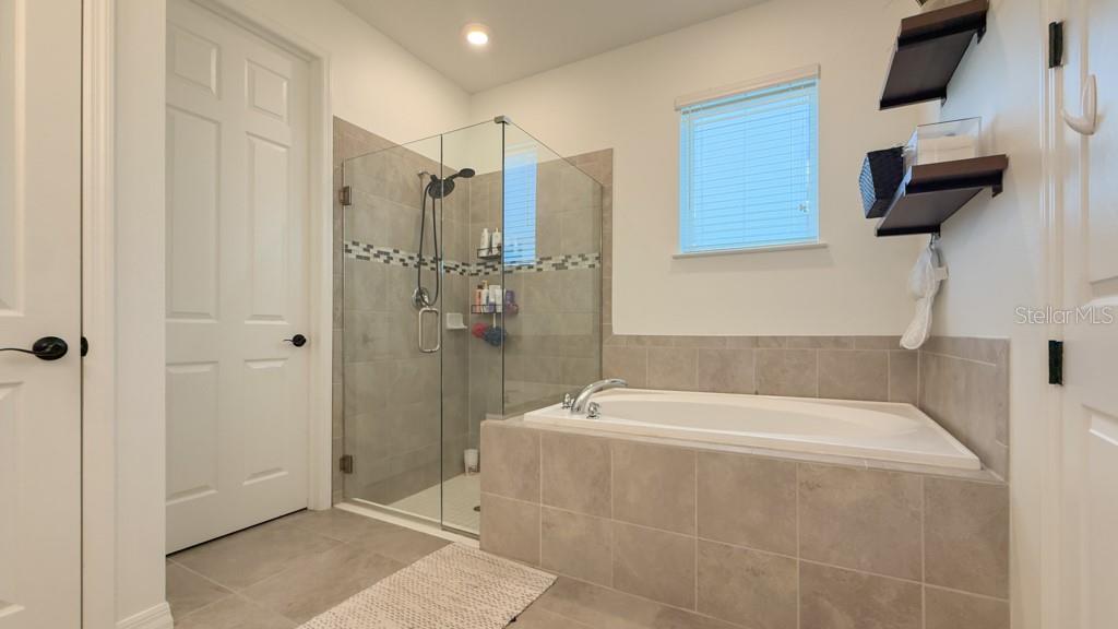 Listing photo id 40 for 11924 Bahia Valley Drive