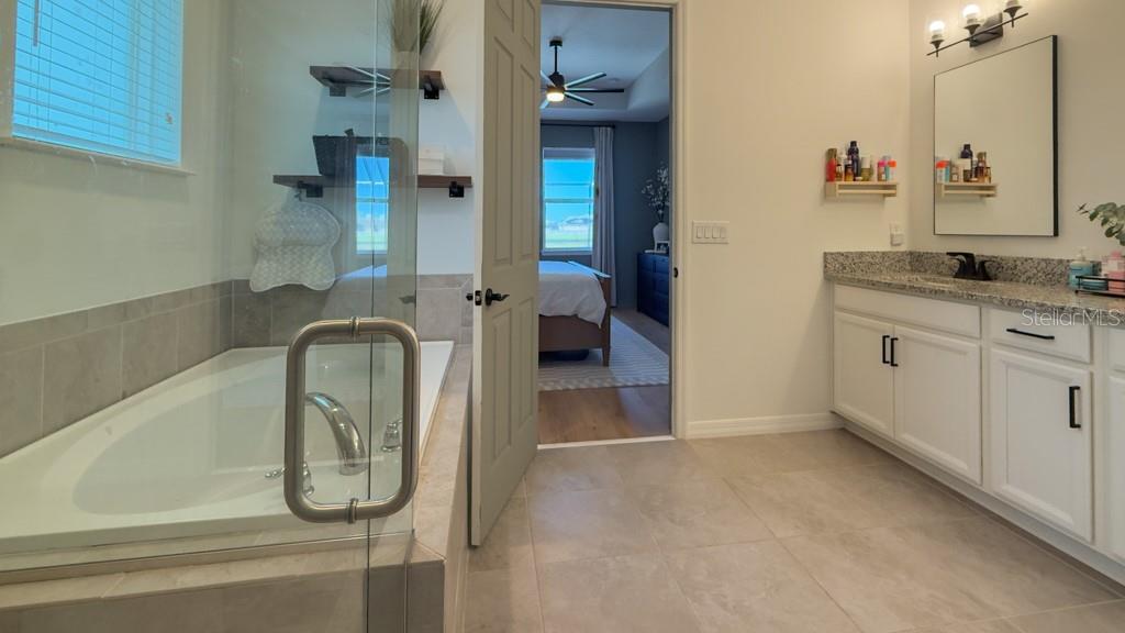 Listing photo id 4 for 11924 Bahia Valley Drive