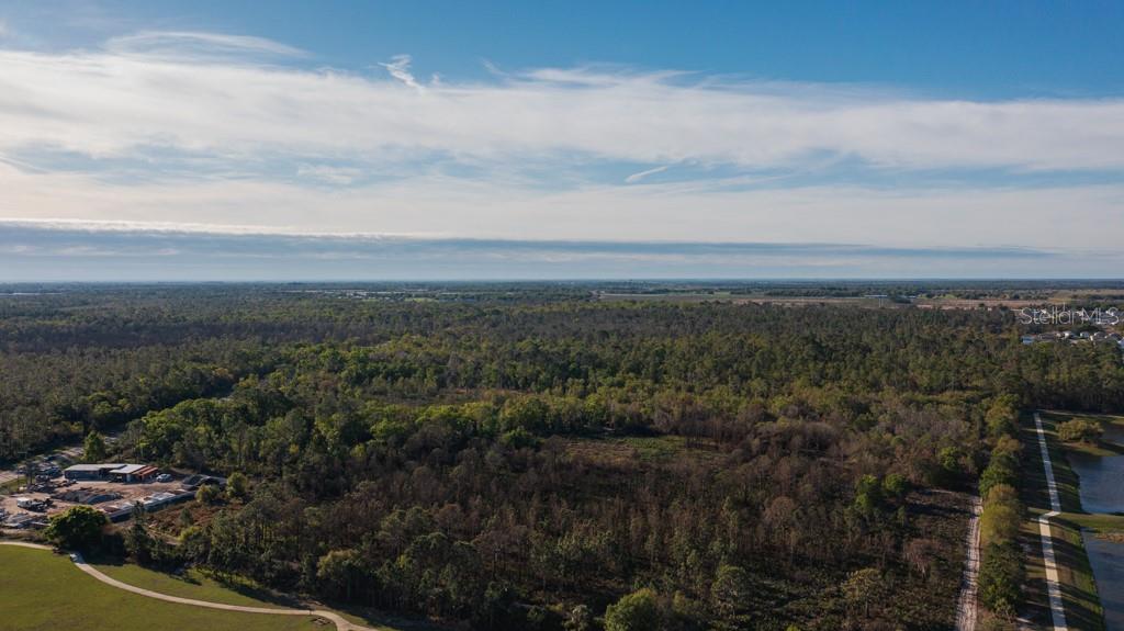 Listing photo id 77 for 11924 Bahia Valley Drive