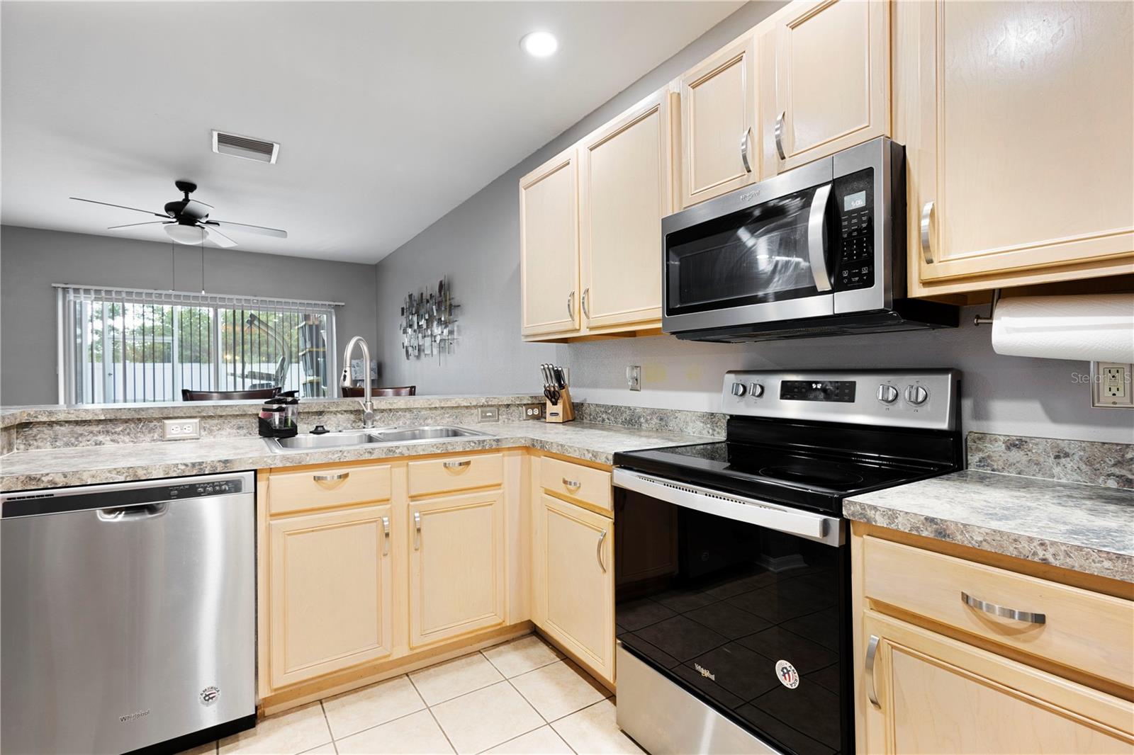 Image 10 of 31 For 12351 Foxmoor Peak Drive