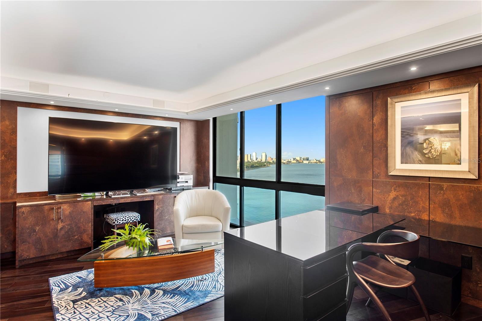 Image 30 of 87 For 3301 Bayshore Boulevard 2207b