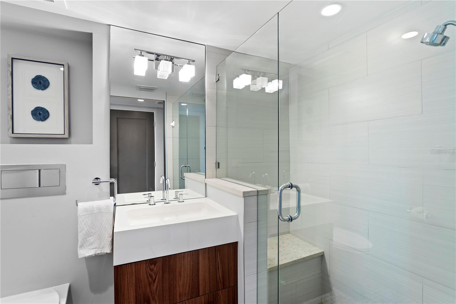 Image 61 of 87 For 3301 Bayshore Boulevard 2207b