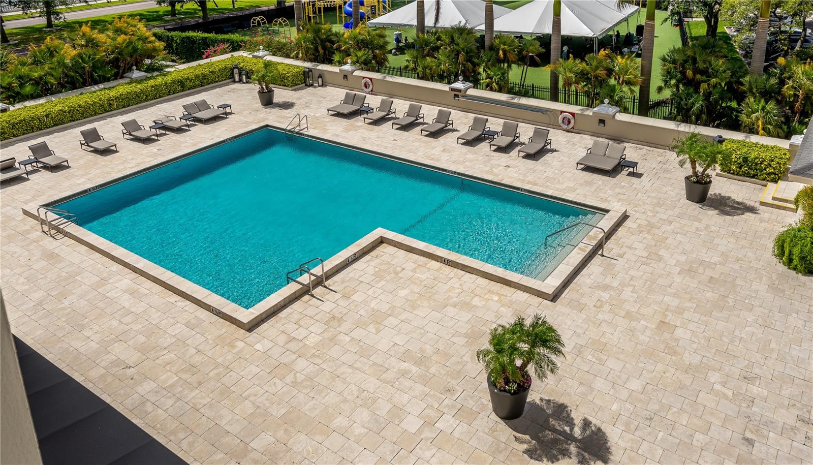 Image 84 of 87 For 3301 Bayshore Boulevard 2207b