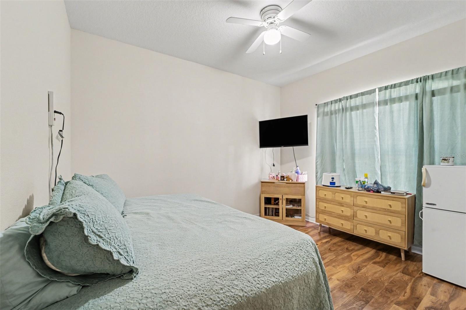 Image 18 of 26 For 10864 Cory Lake Drive