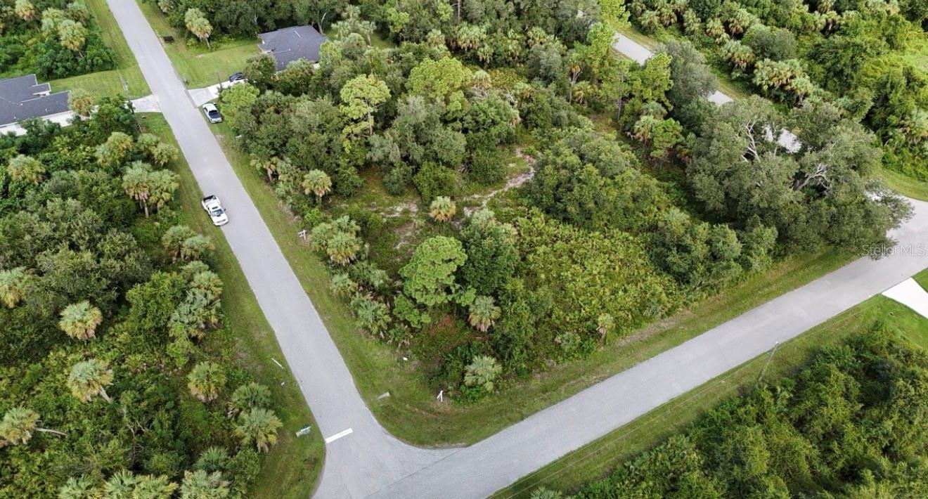 Image 11 of 100 For 18464, 18472, 18482 Lansford Avenue