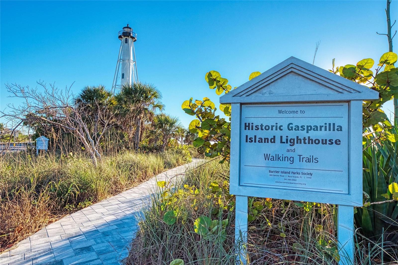 Image 37 of 100 For 18464, 18472, 18482 Lansford Avenue