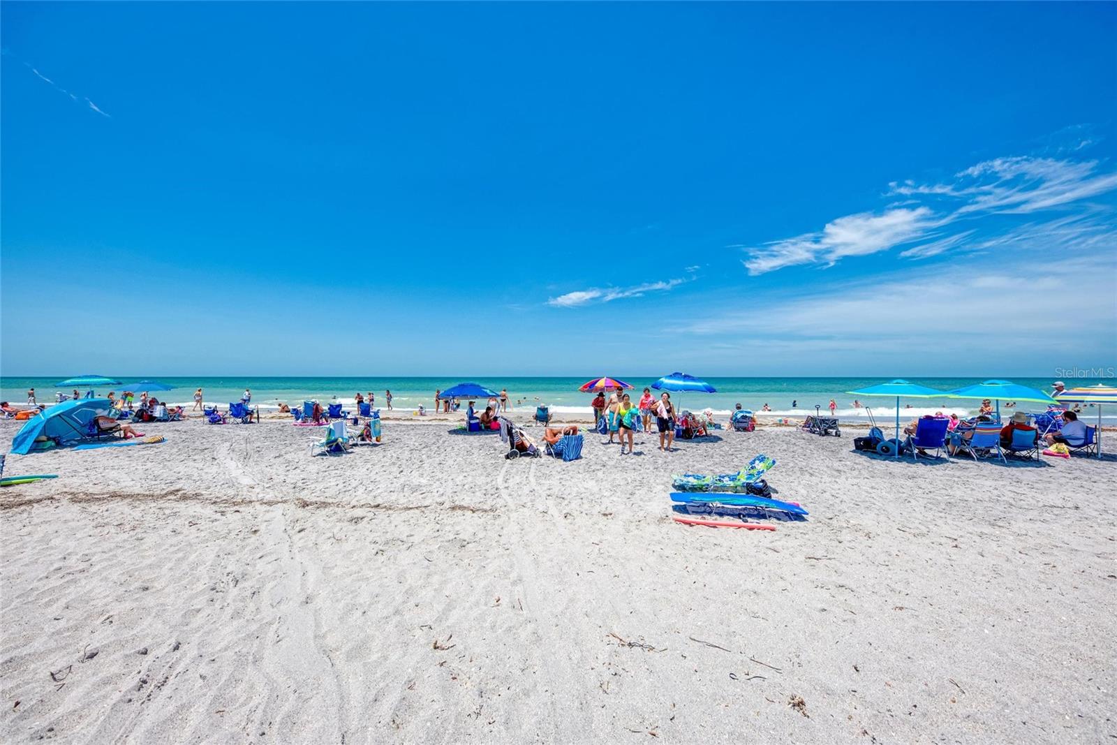 Image 40 of 100 For 18464, 18472, 18482 Lansford Avenue