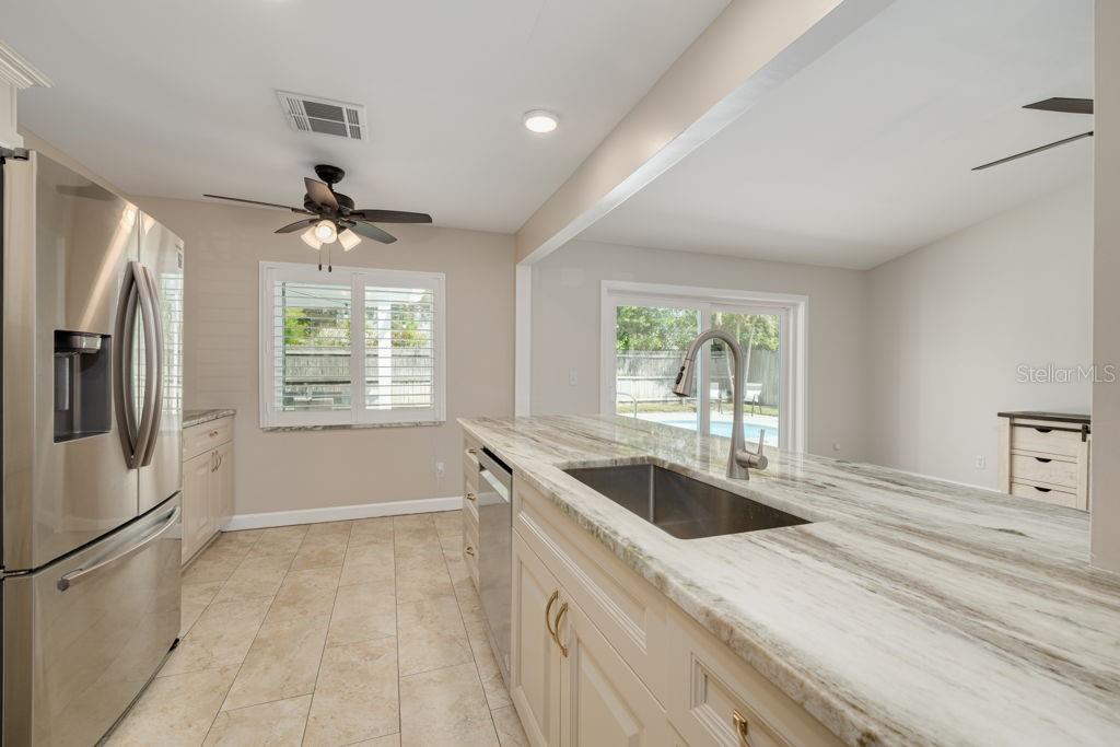 Image 12 of 38 For 2162 Cypress Point Drive N