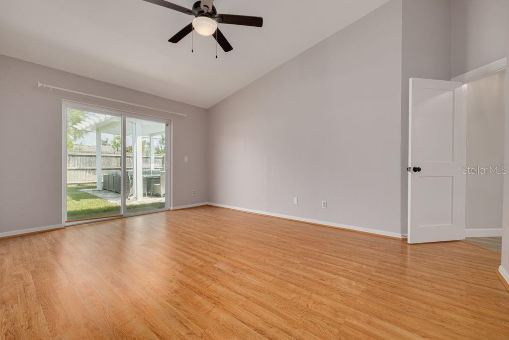 Image 16 of 38 For 2162 Cypress Point Drive N