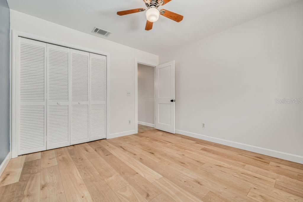 Image 28 of 38 For 2162 Cypress Point Drive N