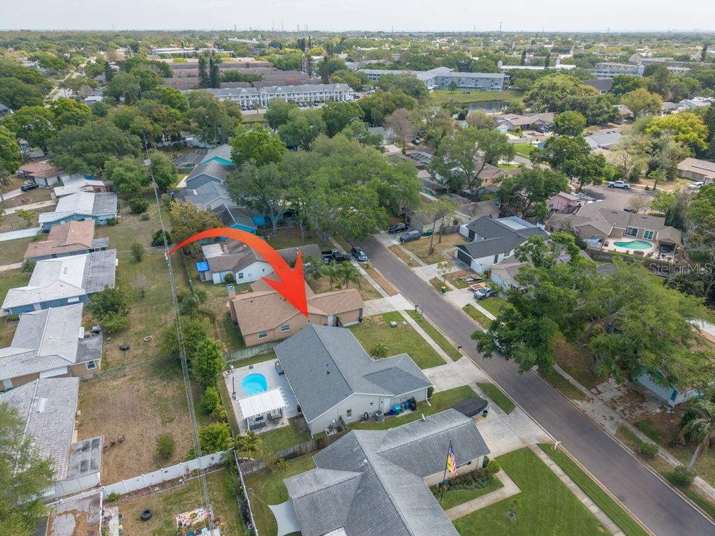 Image 4 of 38 For 2162 Cypress Point Drive N