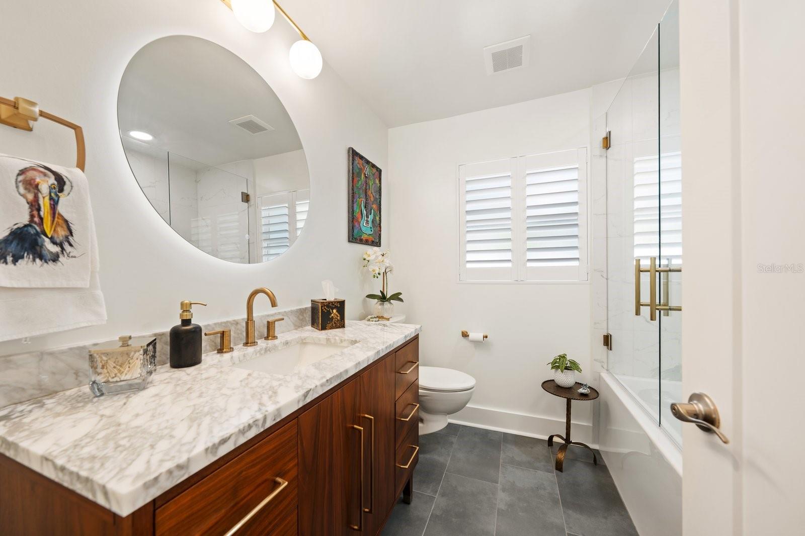 Listing photo id 14 for 140 Highland Avenue