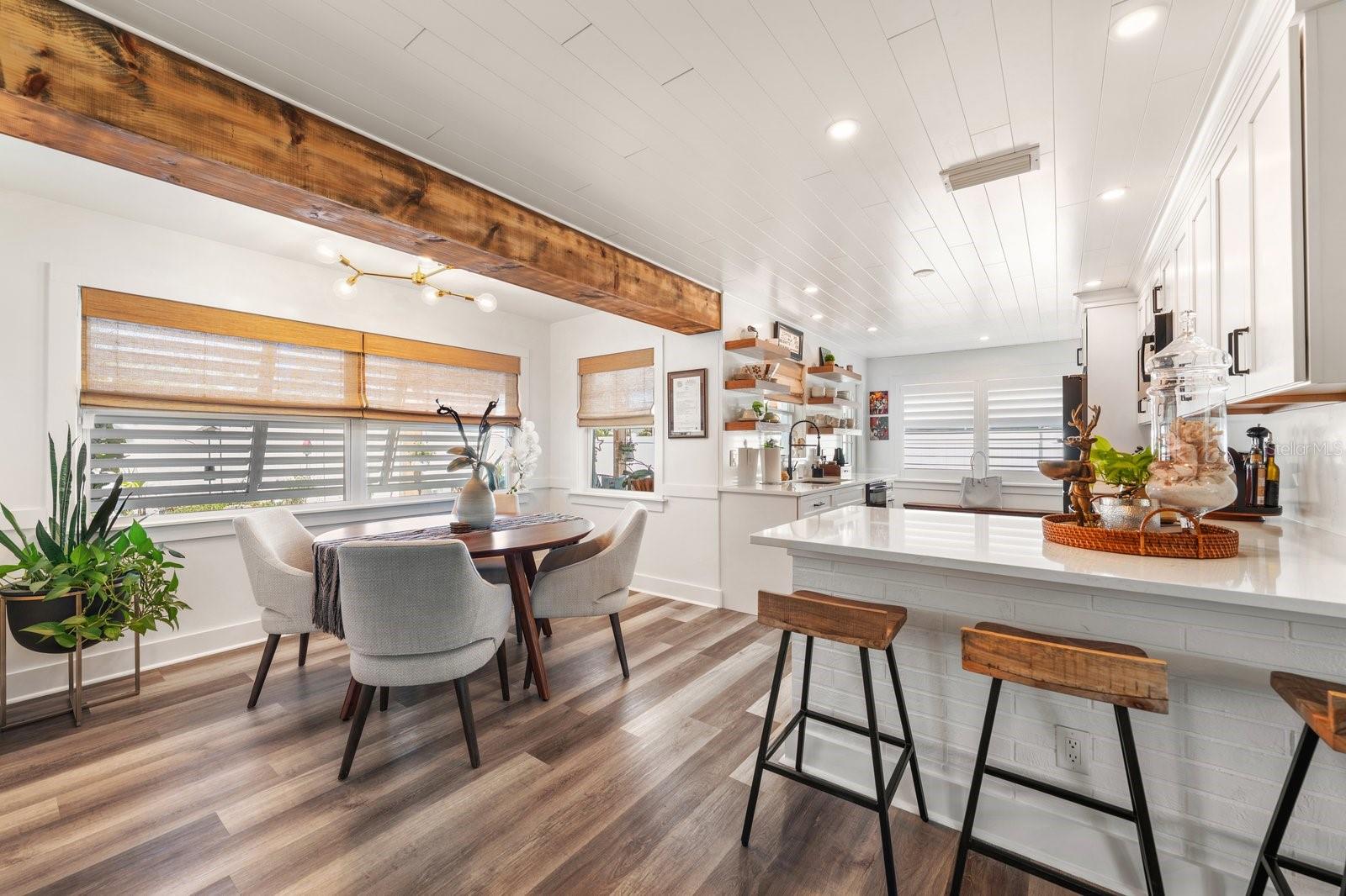 Listing photo id 7 for 140 Highland Avenue