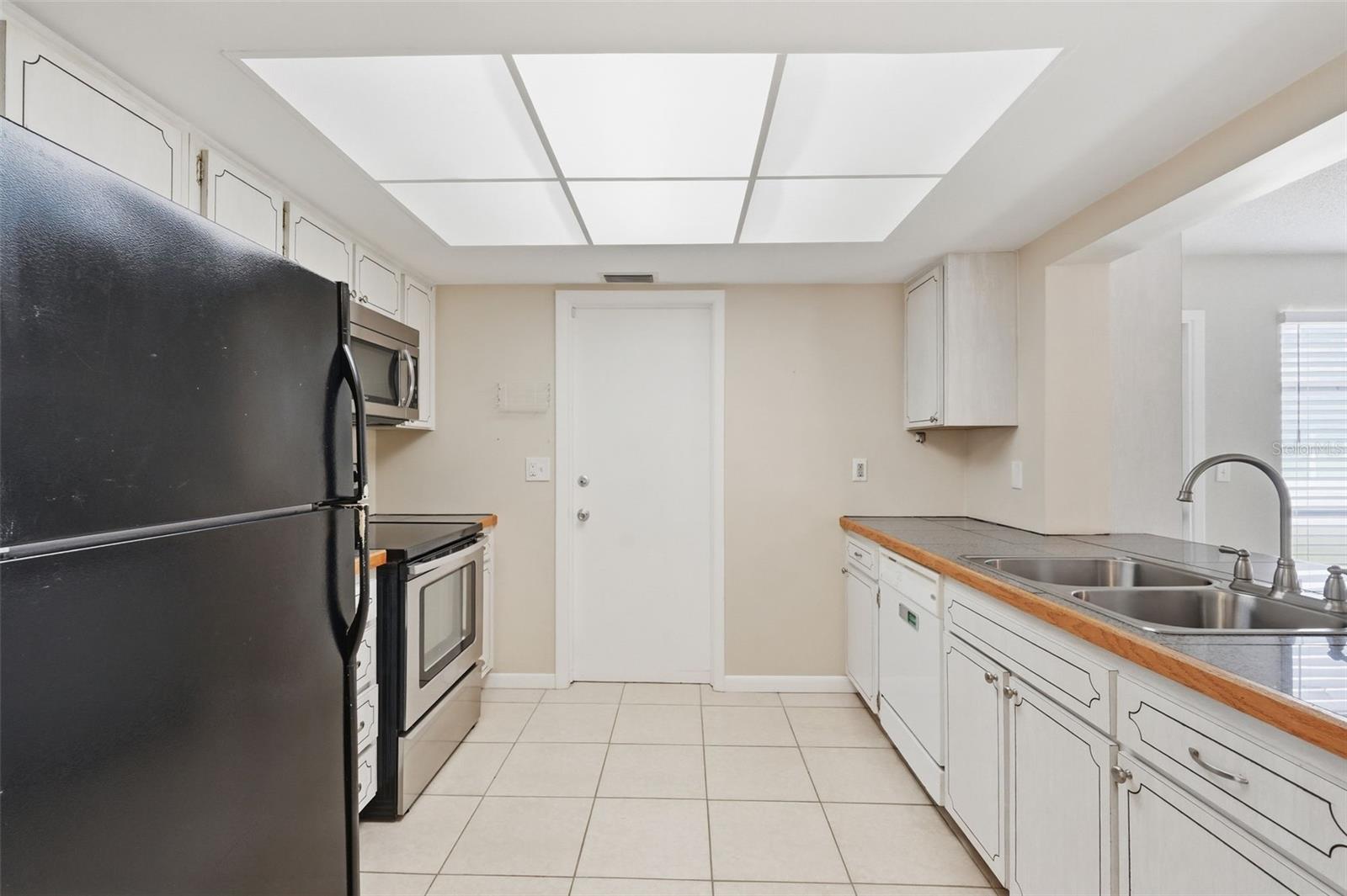 Image 12 of 39 For 9501 45th Way N