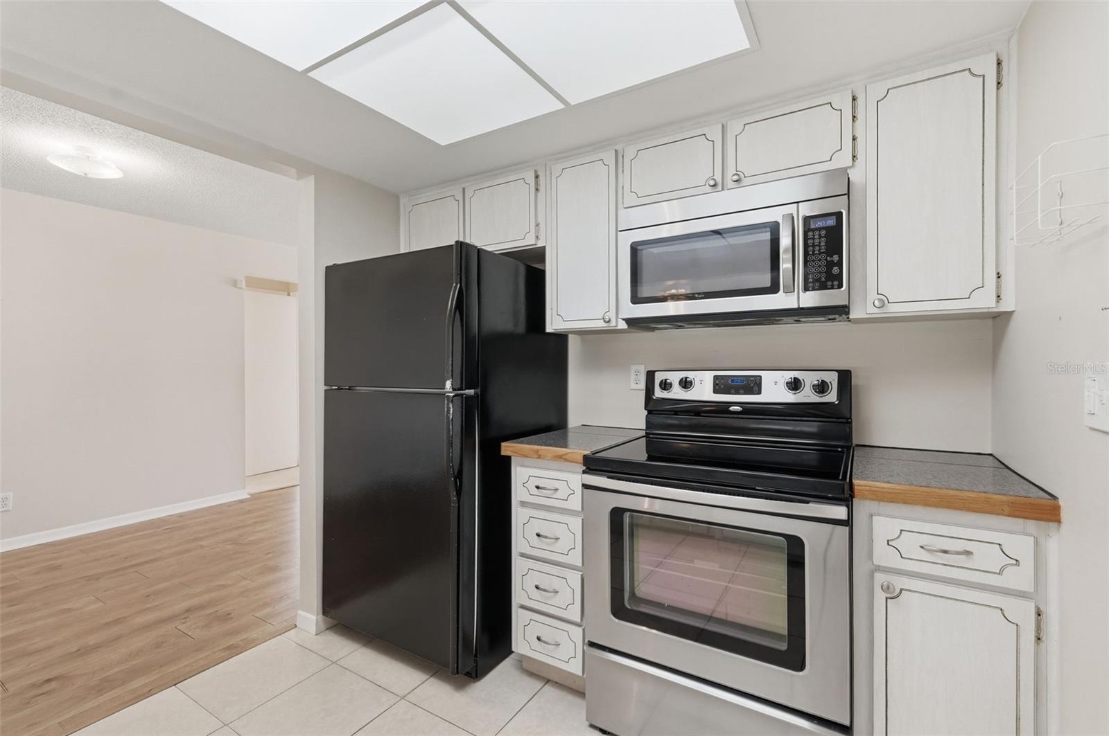 Image 14 of 39 For 9501 45th Way N