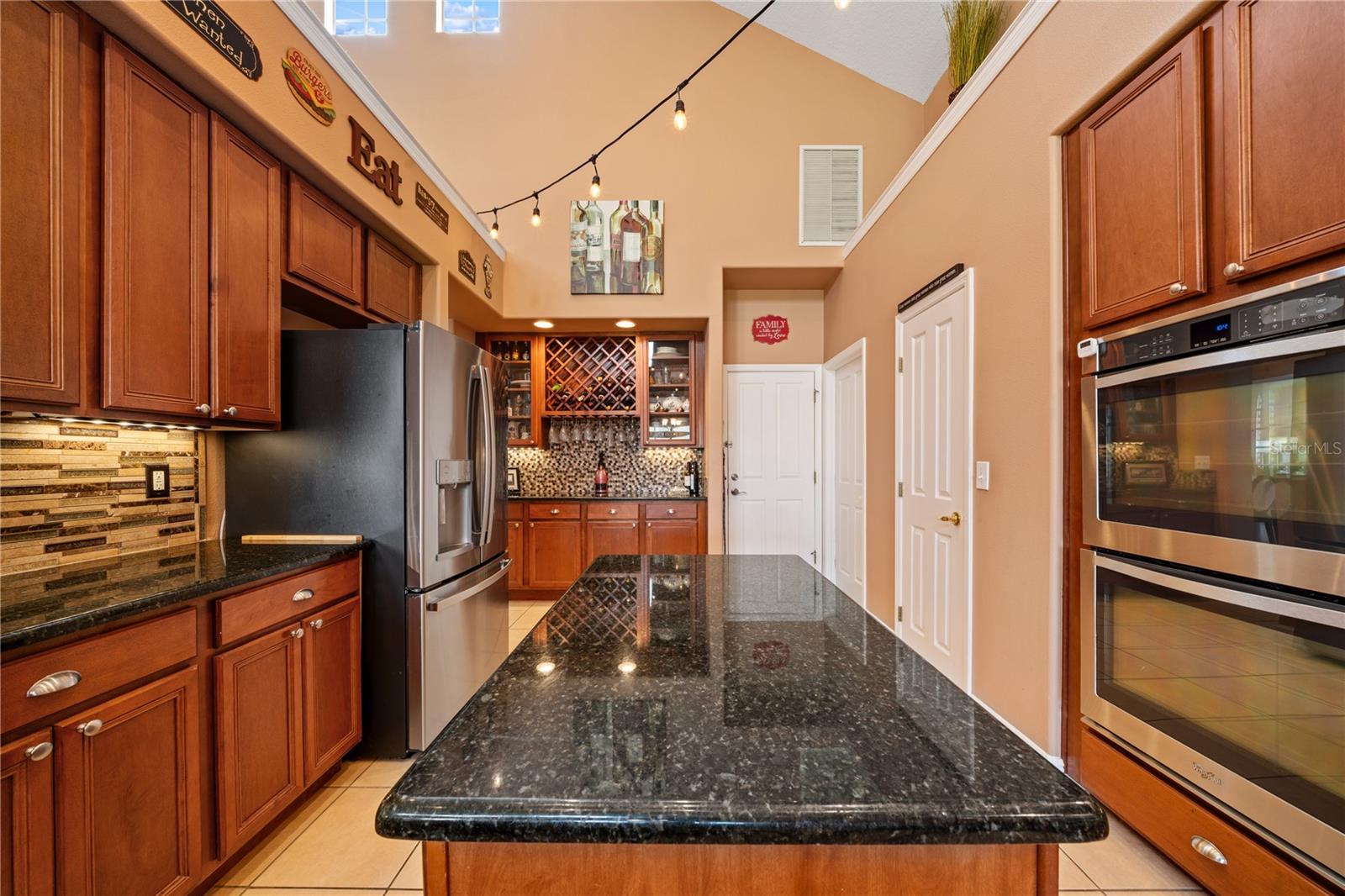 Image 11 of 66 For 1615 Beaconsfield Drive