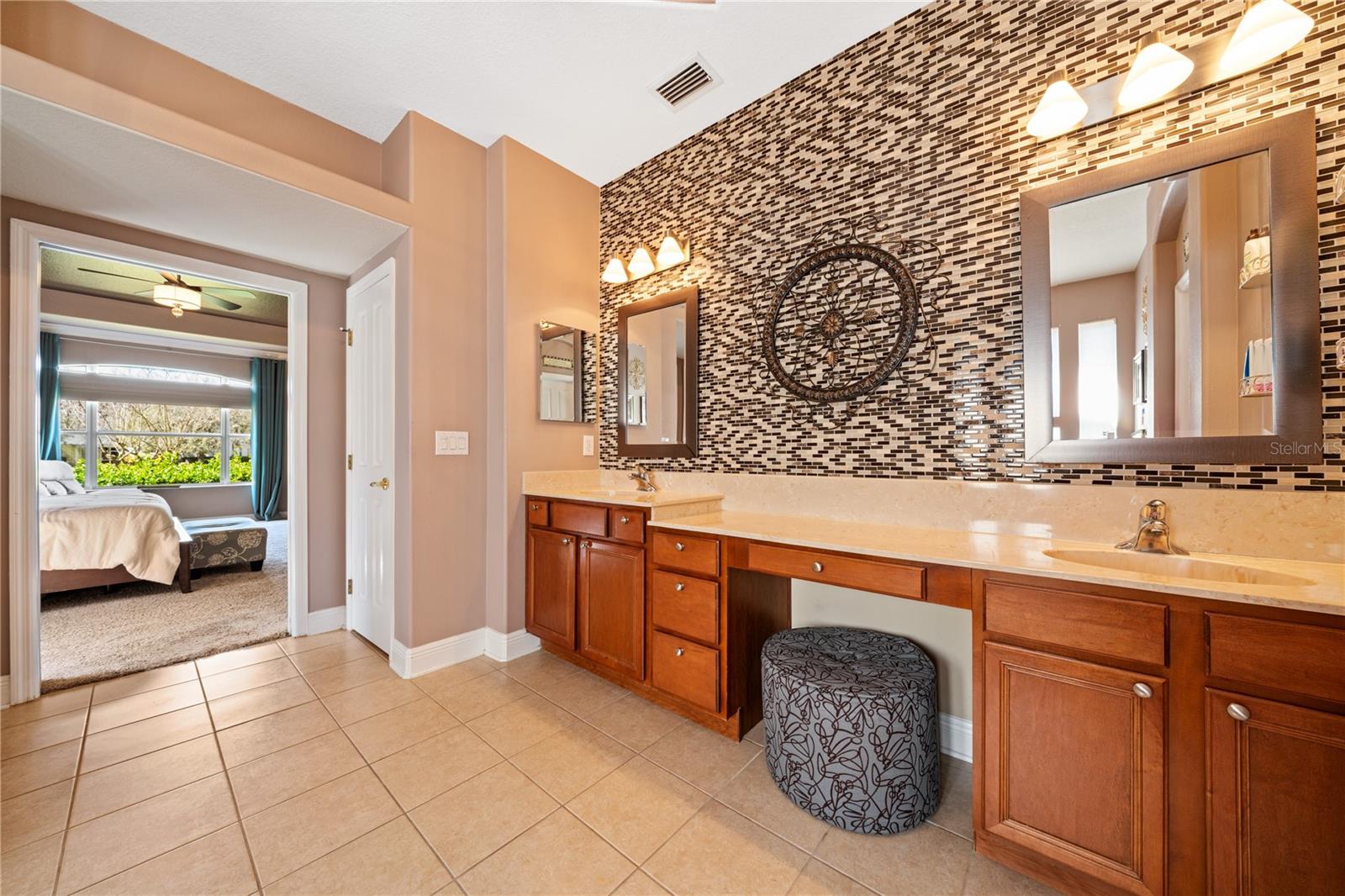 Image 32 of 66 For 1615 Beaconsfield Drive