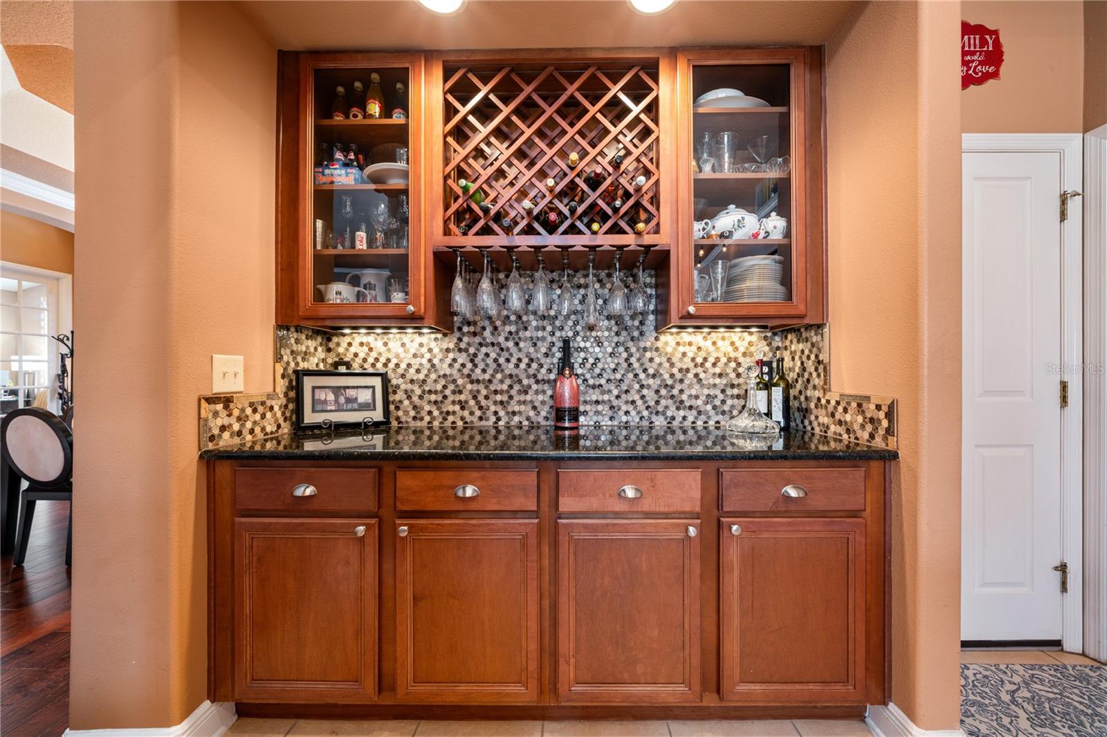 Image 7 of 66 For 1615 Beaconsfield Drive