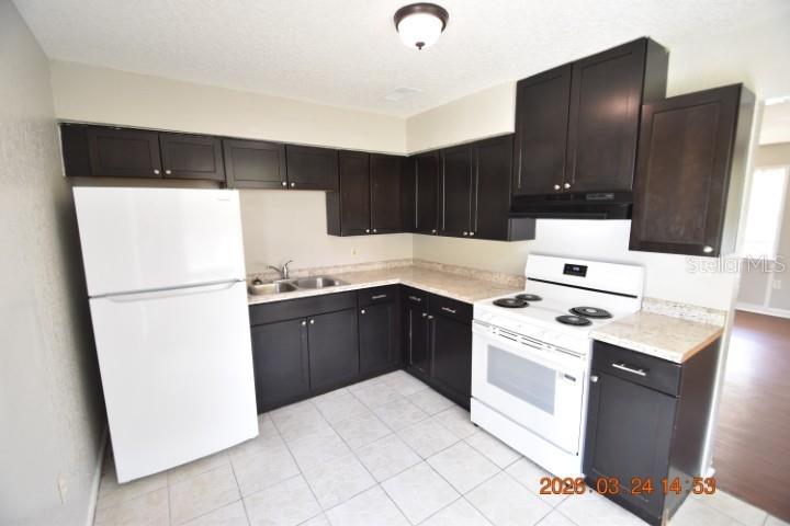 Image 14 of 27 For 4006 Paris Street