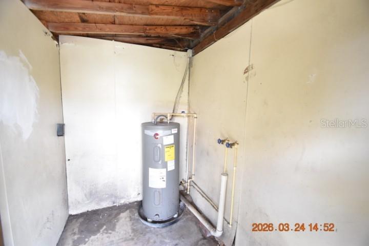 Image 7 of 27 For 4006 Paris Street