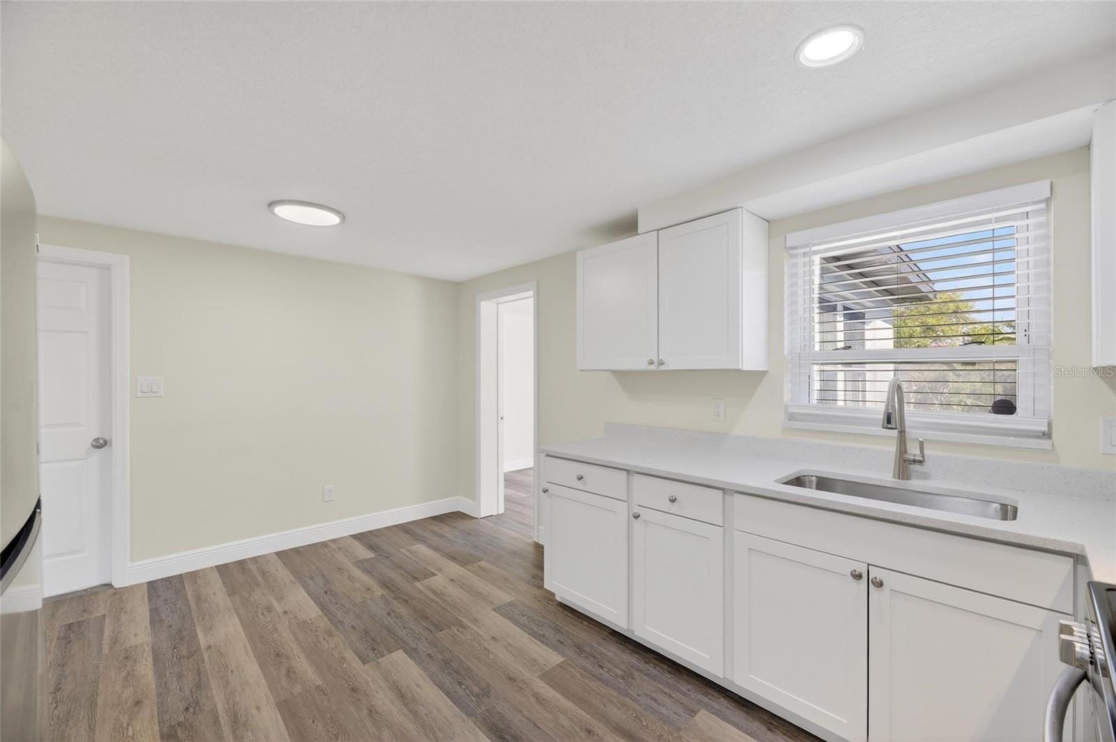 Image 11 of 24 For 4531 Aegean Avenue