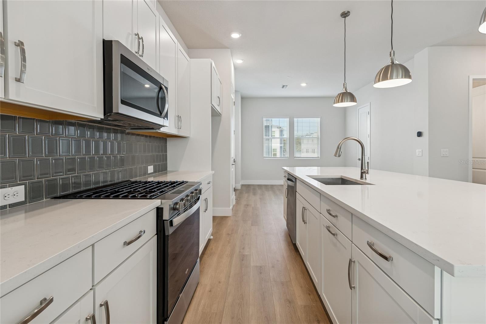 Image 12 of 49 For 6605 Nebraska Avenue 17